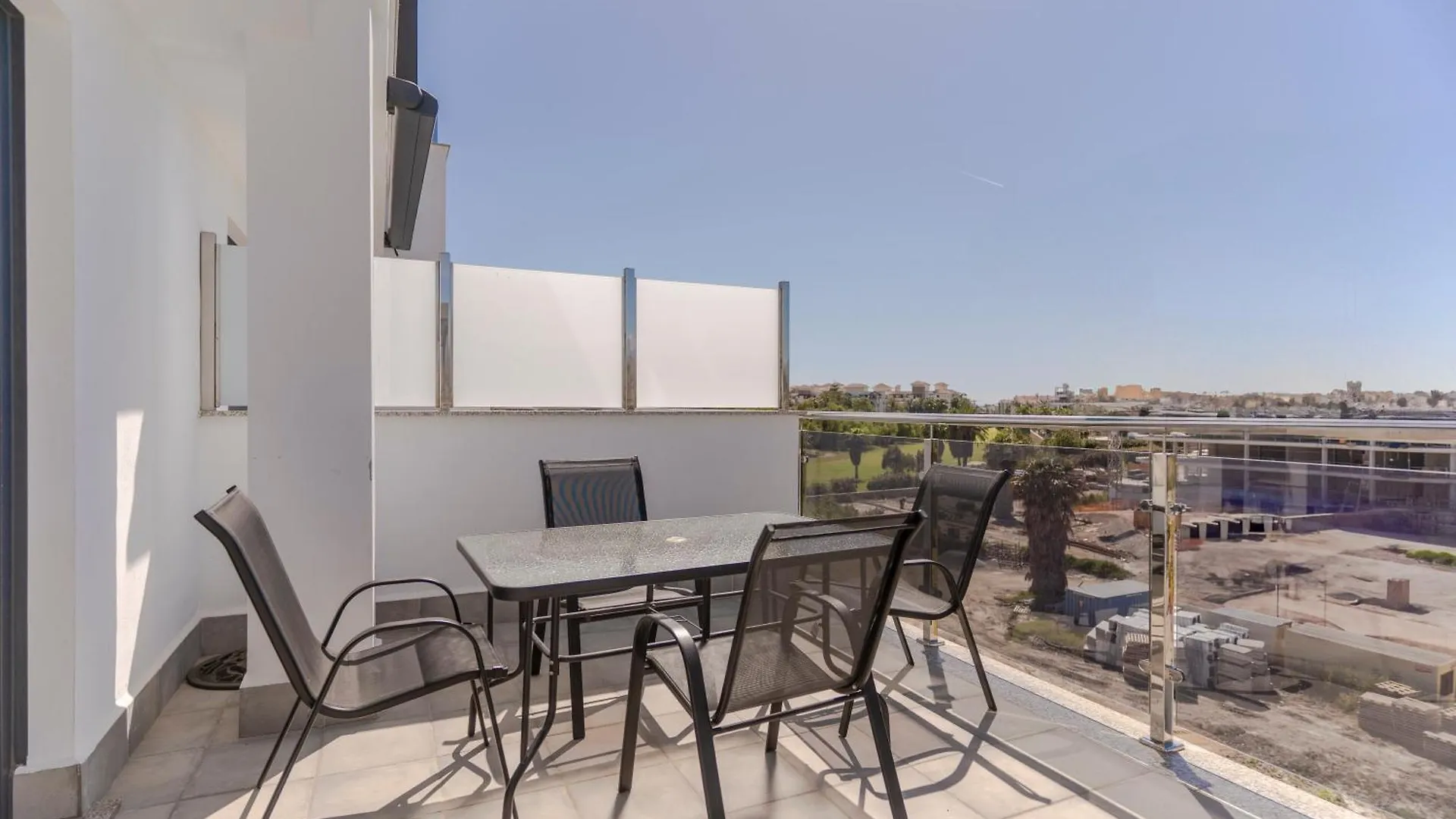 Rentitspain Horizonte En Playa Nasila Montanas Y Golf Motril